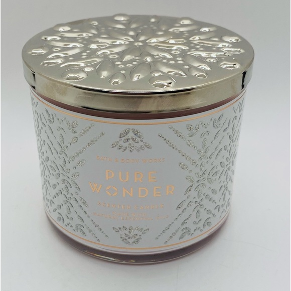 NWT Bath & Body Works Pure Wonder 3-Wick Candle 60+ Hour Burn Time - Picture 2 of 7